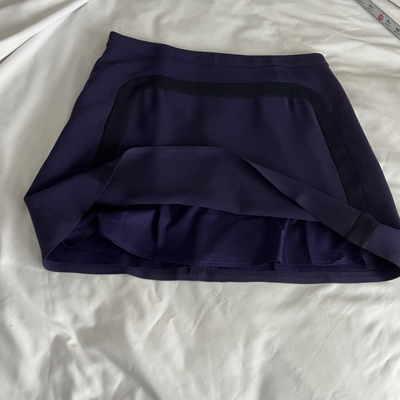 Lacoste mini skirt New with tags . Purple & Black. Size 32 US - Picture 6 of 10